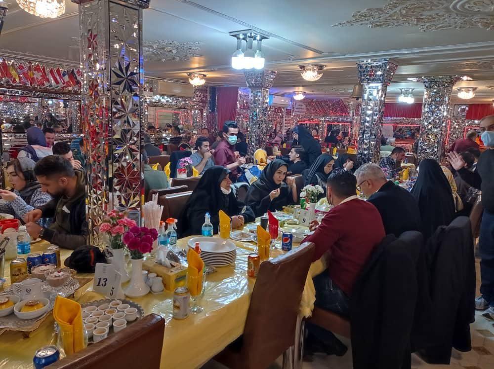 رستوران معین درباری