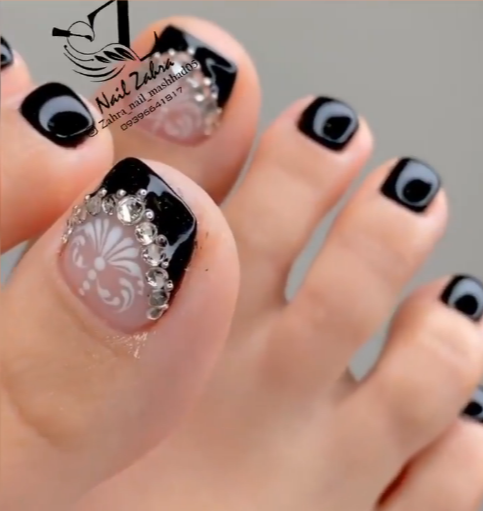 کاشت تخصصی ناخن زهرا احمدی