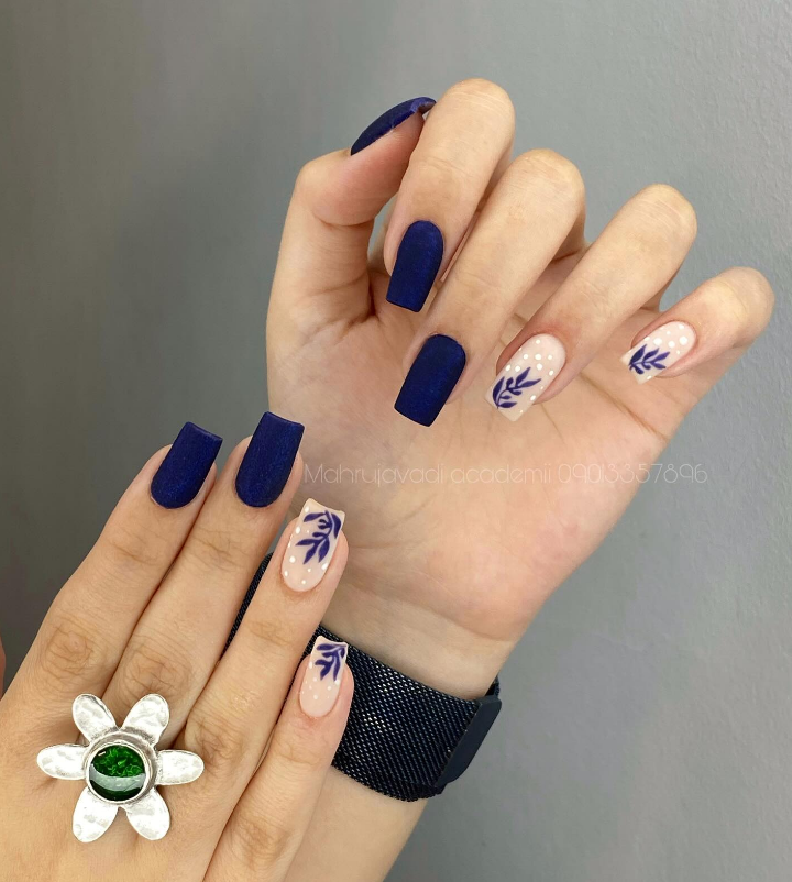 کاشت تخصصی ناخن مهرو